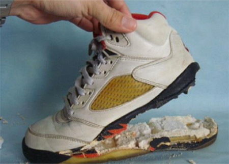 Sole Sepatu Crumbling, Bagaimana cara mencegahnya?