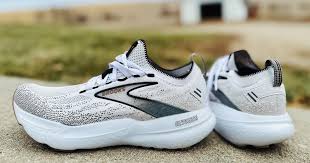 Apa Perbedaan Sepatu Running dan Training?